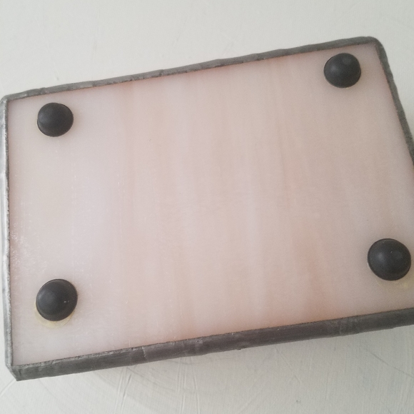 Vintage Stained Leaded Glass Floral Trinket Jewely Box with Butterfly Accent - Picture 7 of 7